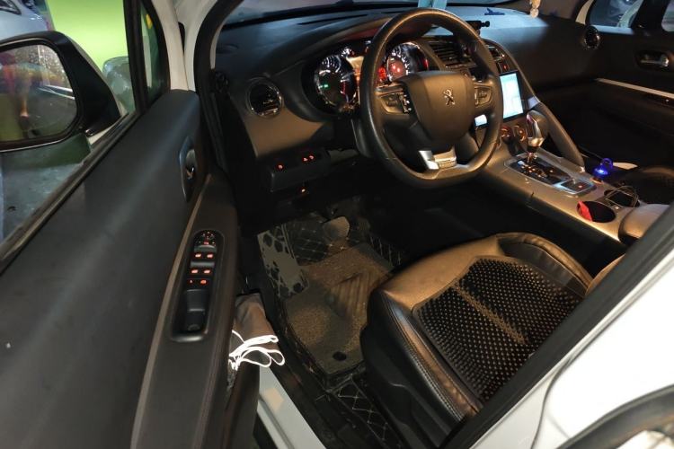 Used Peugeot 3008 2018 2.0L Automatic Classic Edition Driver Seat
