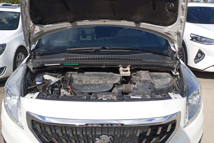 Used Peugeot 3008 2018 2.0L Automatic Classic Edition Engine Bay