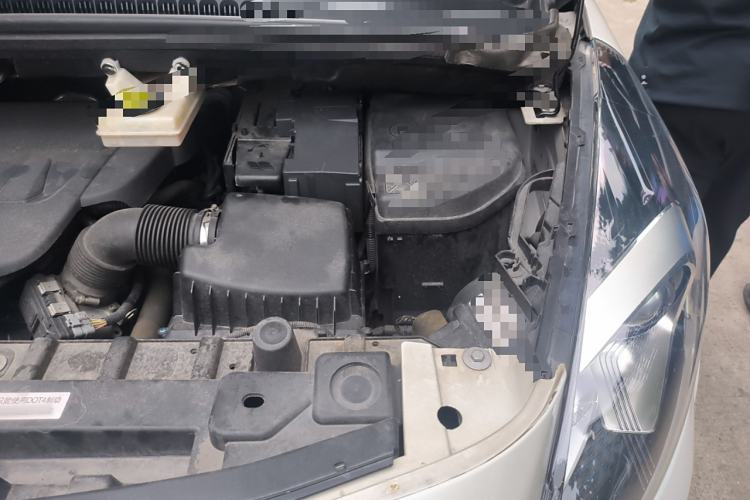 Used Peugeot 3008 2018 2.0L Automatic Trend Edition Engine Bay Left