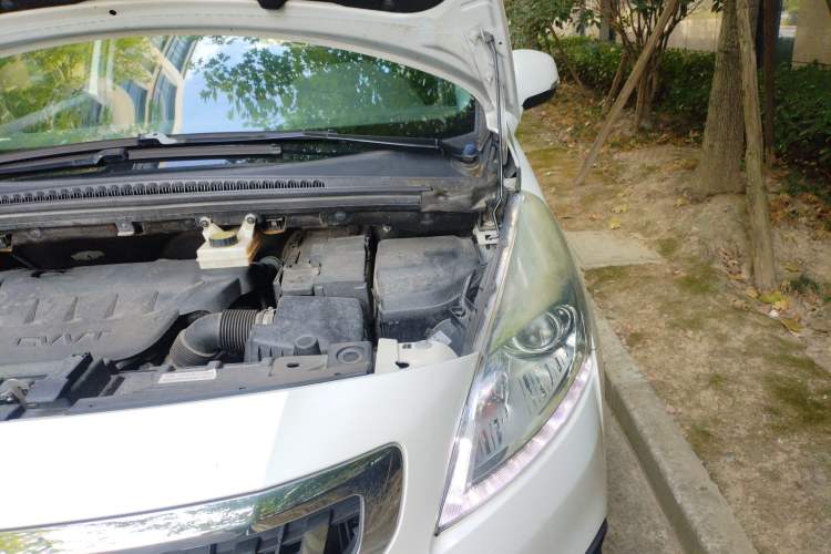 Used Peugeot 3008 2018 2.0L Automatic Classic Edition Engine Bay Left