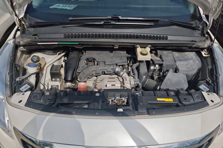 Used Peugeot 3008 2018 350THP Automatic Classic Edition Engine Bay