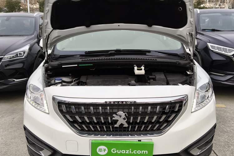 Used Peugeot 3008 2018 2.0L Automatic Classic Edition Engine Bay