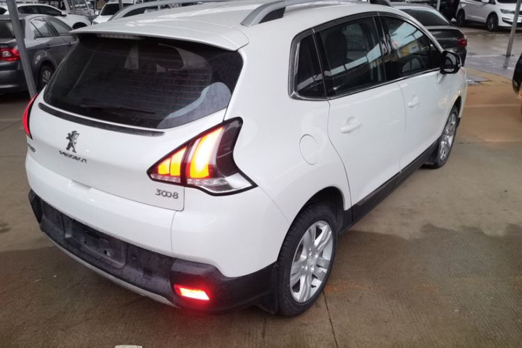 Used Peugeot 3008 2018 2.0L Automatic Classic Edition Exterior 3