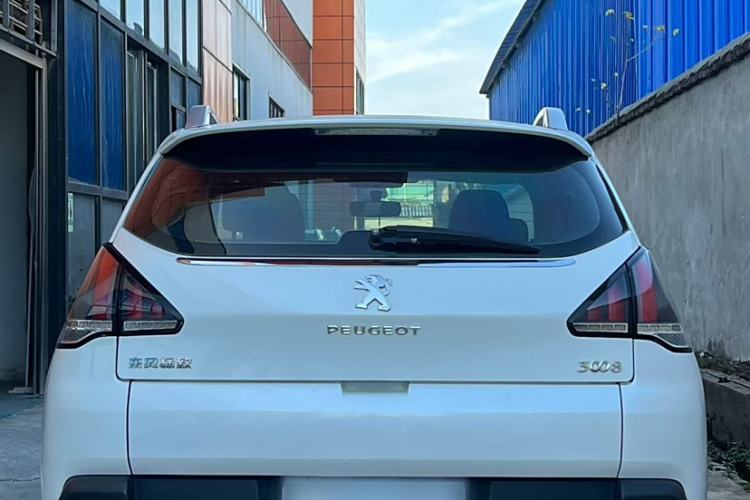 Used Peugeot 3008 2018 2.0L Automatic Classic Edition Exterior 4