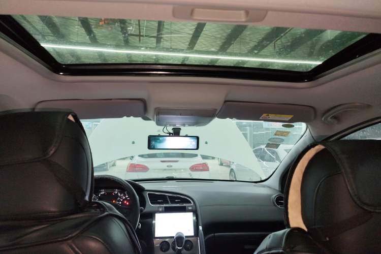 Used Peugeot 3008 2018 2.0L Automatic Classic Edition Headliner