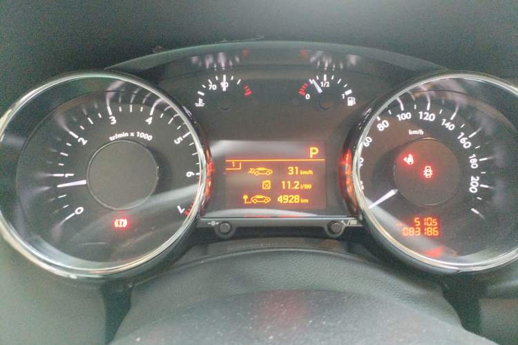 Used Peugeot 3008 2018 2.0L Automatic Classic Edition Instrument Cluster