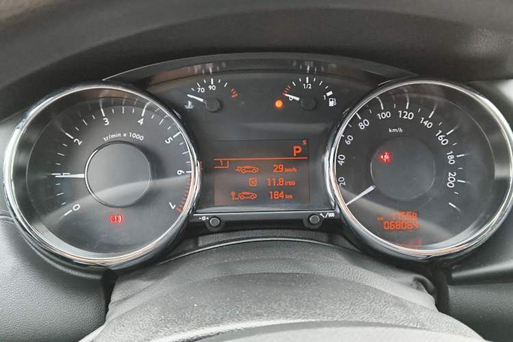 Used Peugeot 3008 2018 2.0L Automatic Classic Edition Instrument Cluster