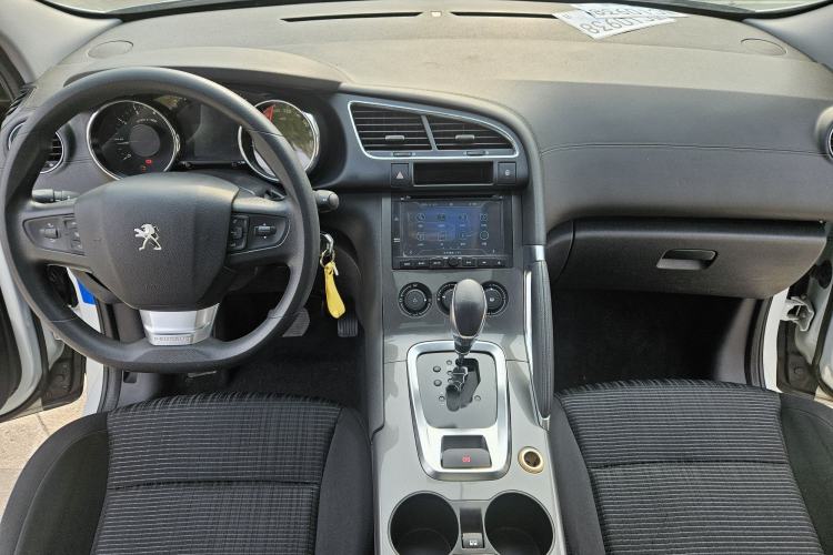 Used Peugeot 3008 2018 2.0L Automatic Classic Edition Interior 1