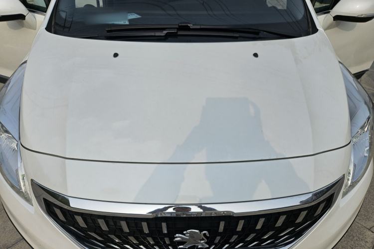 Used Peugeot 3008 2018 2.0L Automatic Classic Edition Interior 12