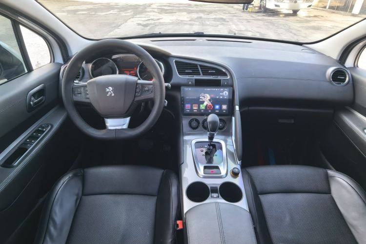 Used Peugeot 3008 2018 2.0L Automatic Classic Edition Interior 2
