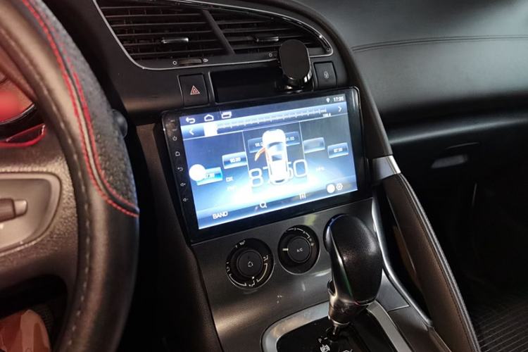 Used Peugeot 3008 2018 2.0L Automatic Classic Edition Interior 3