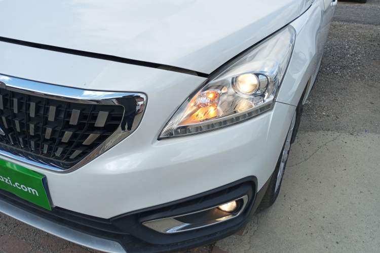 Used Peugeot 3008 2018 2.0L Automatic Classic Edition Left Front Headlight