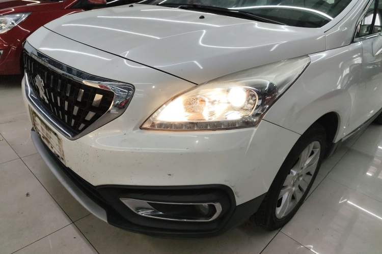 Used Peugeot 3008 2018 2.0L Automatic Classic Edition Left Front Headlight