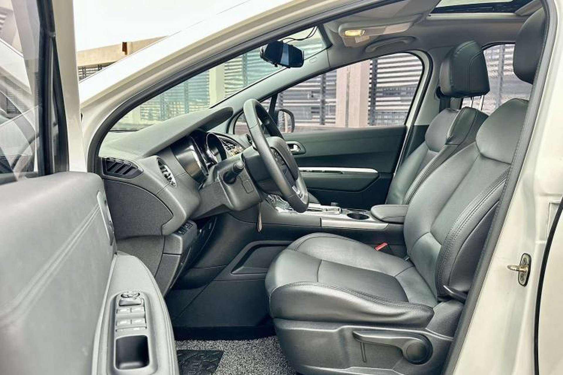 Used Peugeot 3008 2018 2.0L Automatic Classic Edition Left Front Seat