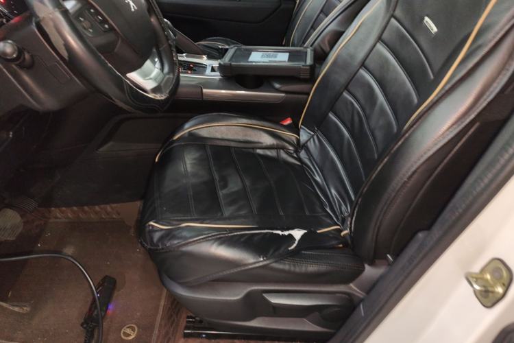 Used Peugeot 3008 2018 2.0L Automatic Classic Edition Left Front Seat