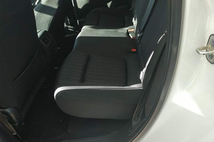 Used Peugeot 3008 2018 350THP Automatic Classic Edition Left Rear Seat