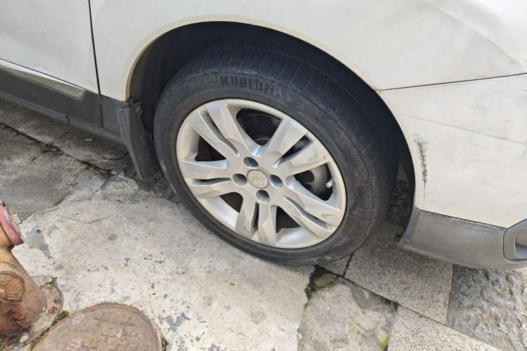 Used Peugeot 3008 2018 2.0L Automatic Classic Edition Right Front Wheel Hub