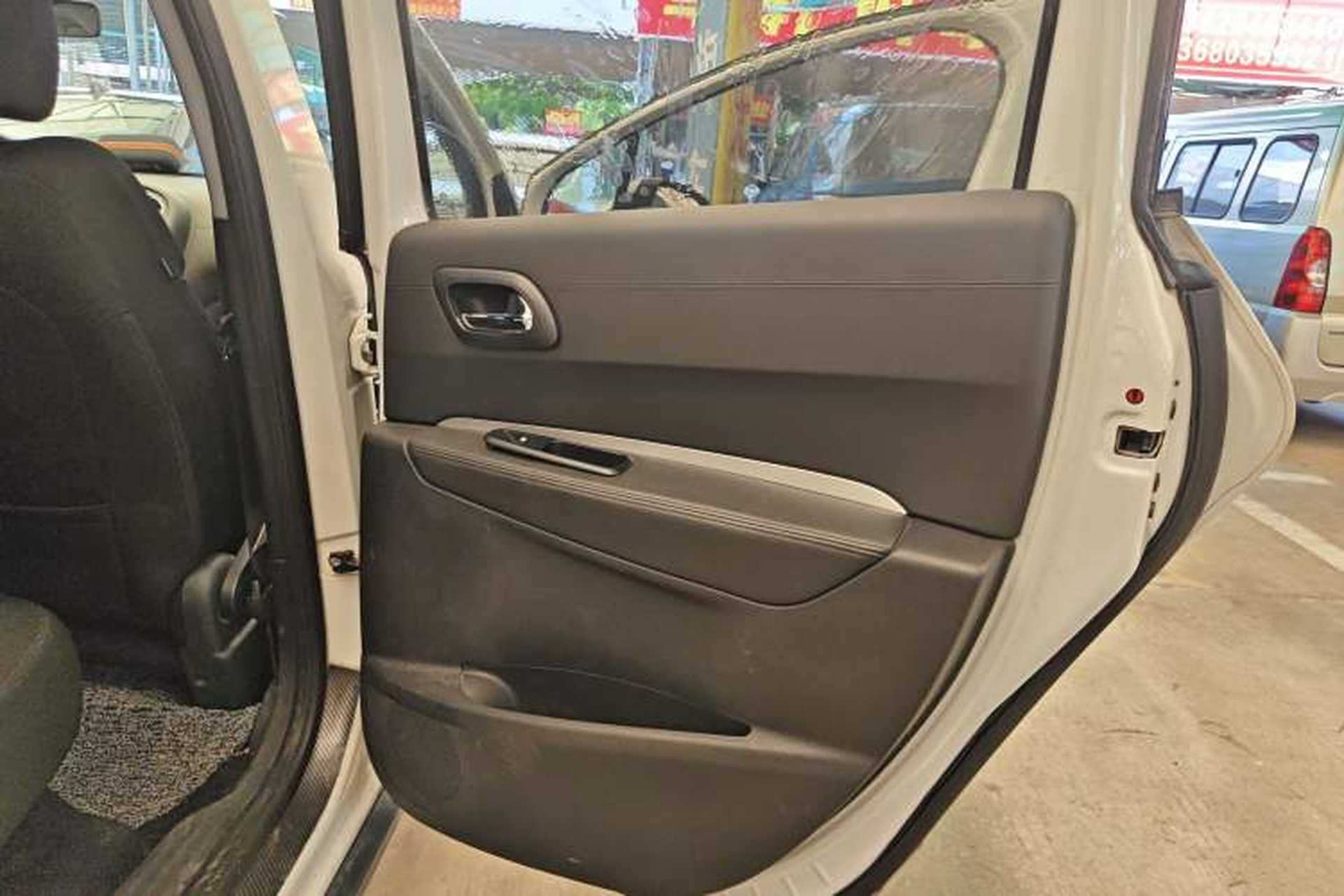 Used Peugeot 3008 2018 2.0L Automatic Classic Edition Right Rear Door Interior