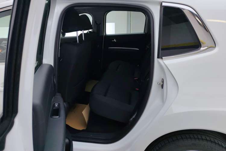 Used Peugeot 3008 2018 2.0L Automatic Classic Edition Right Rear Seat