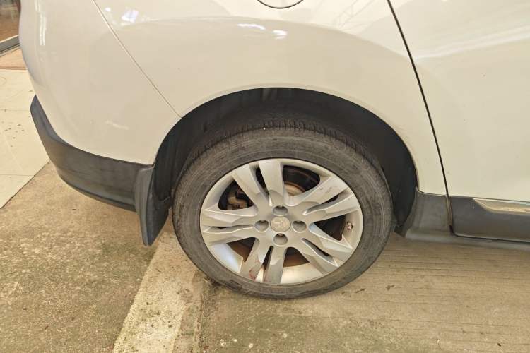 Used Peugeot 3008 2018 2.0L Automatic Classic Edition Right Rear Wheel Hub