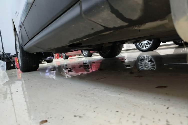 Used Peugeot 3008 2018 2.0L Automatic Classic Edition Right Side Sill