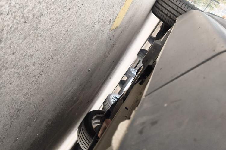 Used Peugeot 3008 2018 2.0L Automatic Classic Edition Right Side Sill