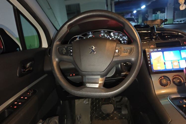 Used Peugeot 3008 2018 2.0L Automatic Classic Edition Steering Wheel