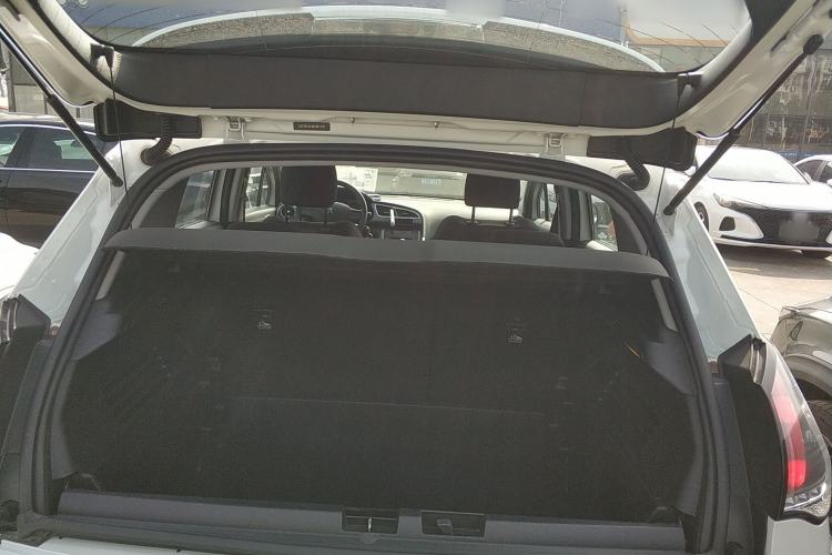 Used Peugeot 3008 2018 2.0L Automatic Classic Edition Trunk