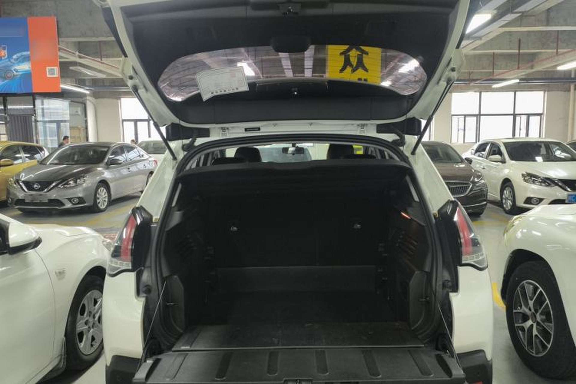 Used Peugeot 3008 2018 2.0L Automatic Classic Edition Trunk