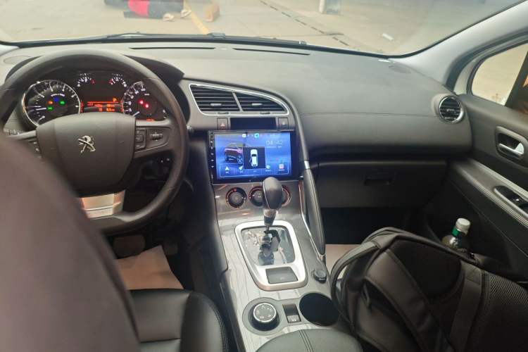 Used Peugeot 3008 2019 350THP Automatic Leading Edition Audio And AC Panel