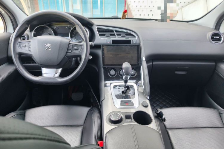 Used Peugeot 3008 2019 350THP Automatic Leading Edition Center Console