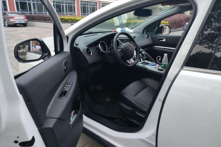 Used Peugeot 3008 2019 350THP Automatic Leading Edition Driver Seat