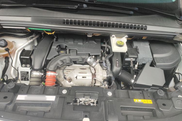 Used Peugeot 3008 2019 350THP Automatic Elite Edition Engine Bay