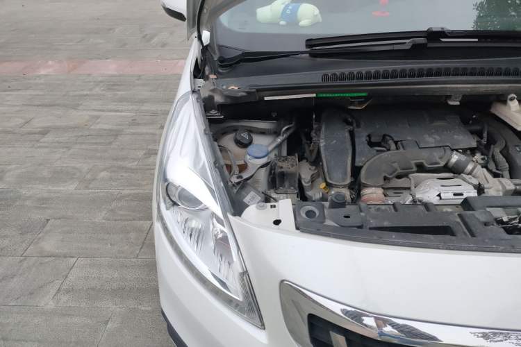 Used Peugeot 3008 2019 350THP Automatic Leading Edition Engine Bay Right