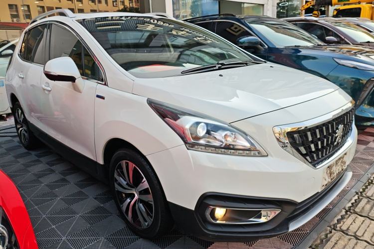 Used Peugeot 3008 2019 350THP Automatic Elite Edition Front Right 45 Deg