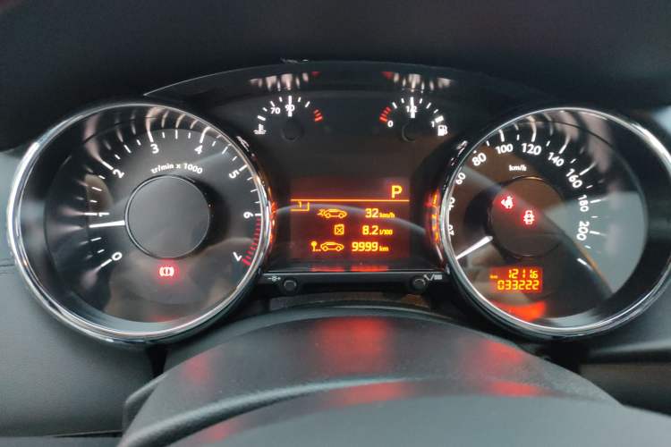Used Peugeot 3008 2019 350THP Automatic Leading Edition Instrument Cluster