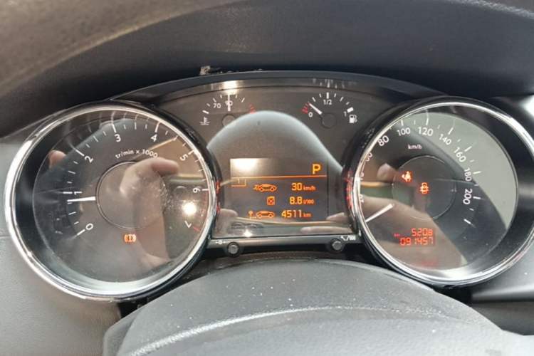 Used Peugeot 3008 2019 350THP Automatic Elite Edition Instrument Cluster
