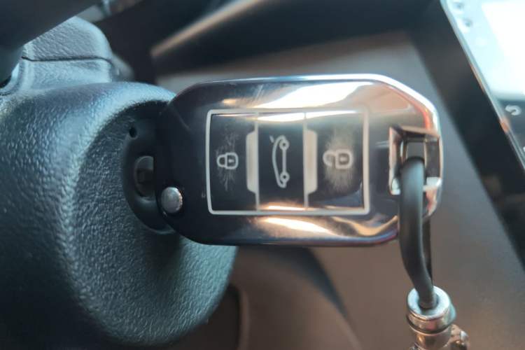 Used Peugeot 3008 2019 350THP Automatic Leading Edition Interior 1