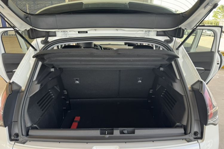Used Peugeot 3008 2019 350THP Automatic Leading Edition Interior 11