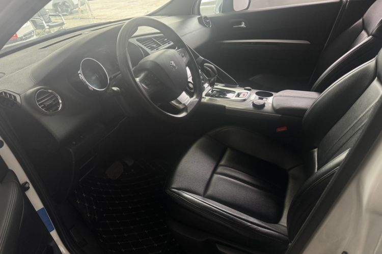 Used Peugeot 3008 2019 350THP Automatic Leading Edition Interior 2