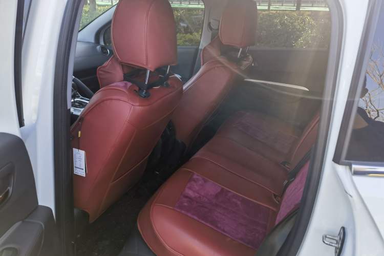 Used Peugeot 3008 2019 350THP Automatic Leading Edition Interior 4
