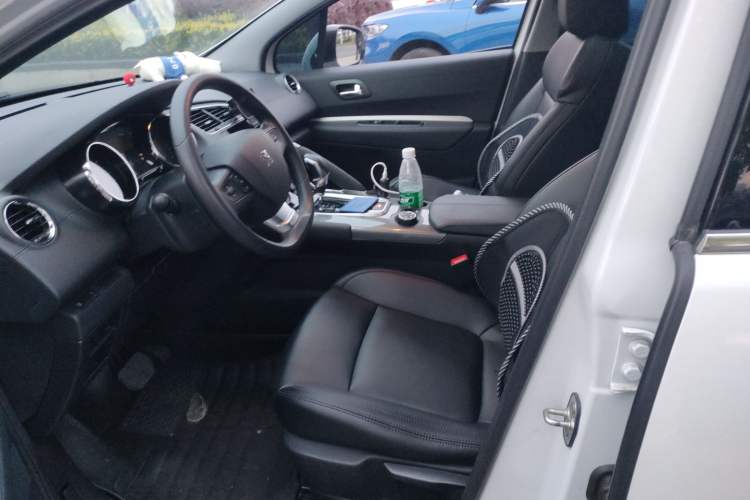 Used Peugeot 3008 2019 350THP Automatic Leading Edition Left Front Seat