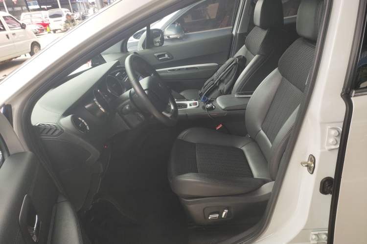 Used Peugeot 3008 2019 350THP Automatic Elite Edition Left Front Seat
