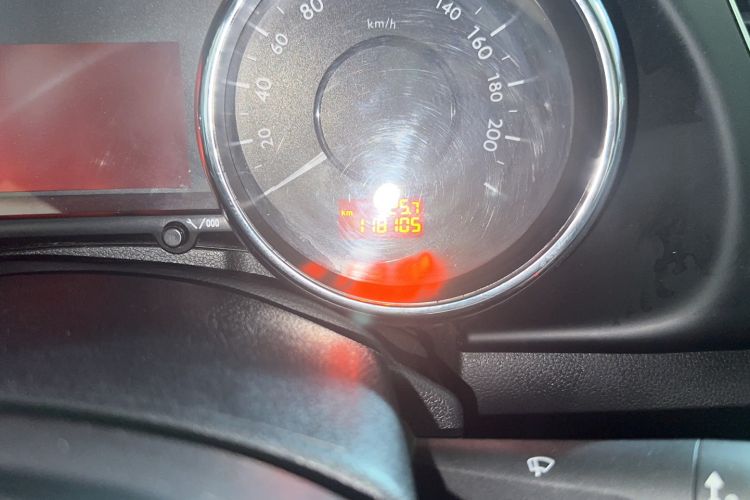 Used Peugeot 3008 2019 350THP Automatic Leading Edition Odometer Close Up