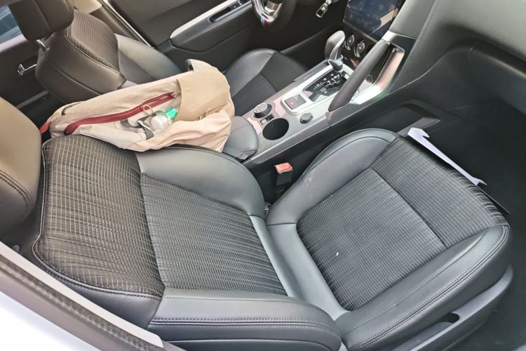 Used Peugeot 3008 2019 350THP Automatic Elite Edition Right Front Seat