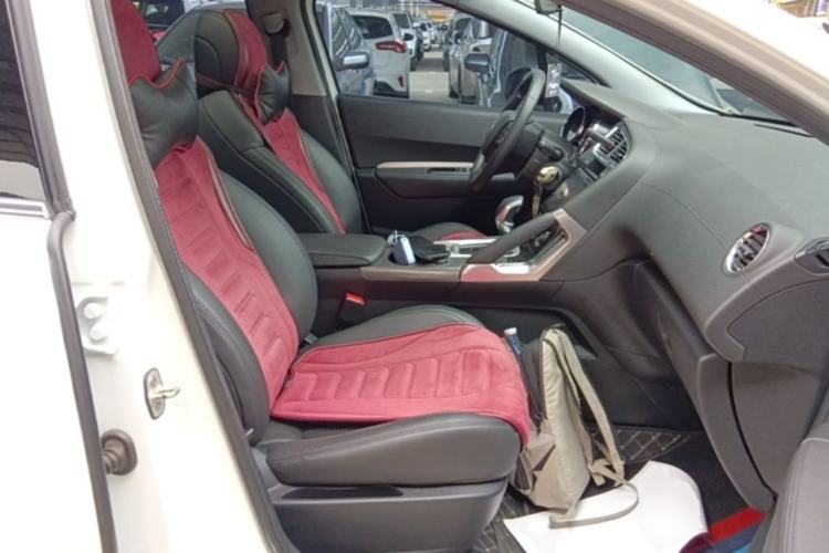 Used Peugeot 3008 2019 350THP Automatic Elite Edition Right Front Seat