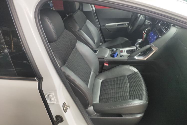Used Peugeot 3008 2019 350THP Automatic Elite Edition Right Front Seat