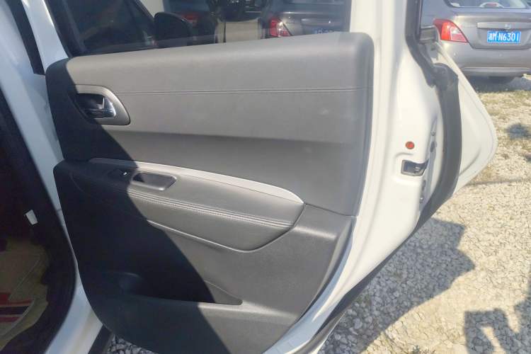 Used Peugeot 3008 2019 350THP Automatic Leading Edition Right Rear Door Interior