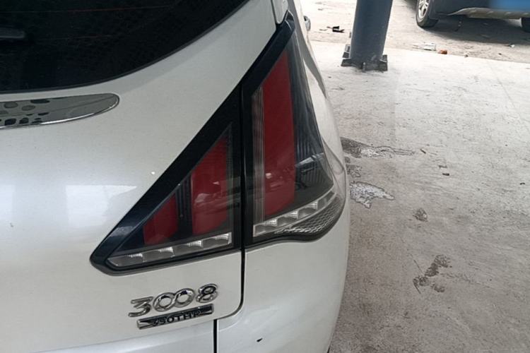 Used Peugeot 3008 2019 350THP Automatic Leading Edition Right Rear Taillight