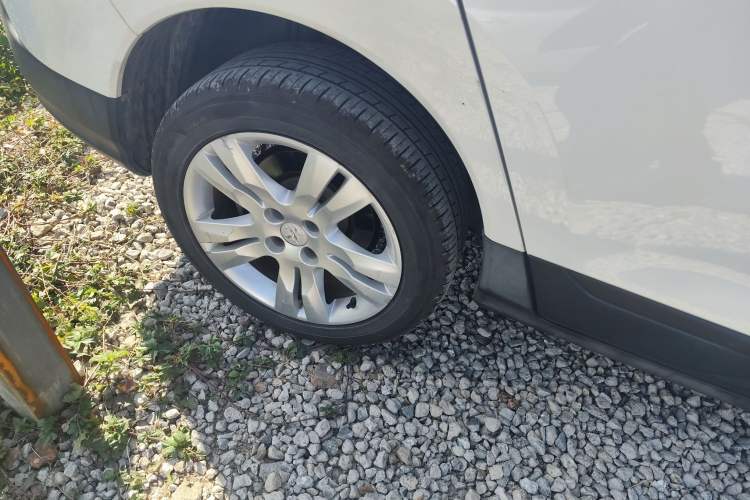 Used Peugeot 3008 2019 350THP Automatic Leading Edition Right Rear Wheel Hub